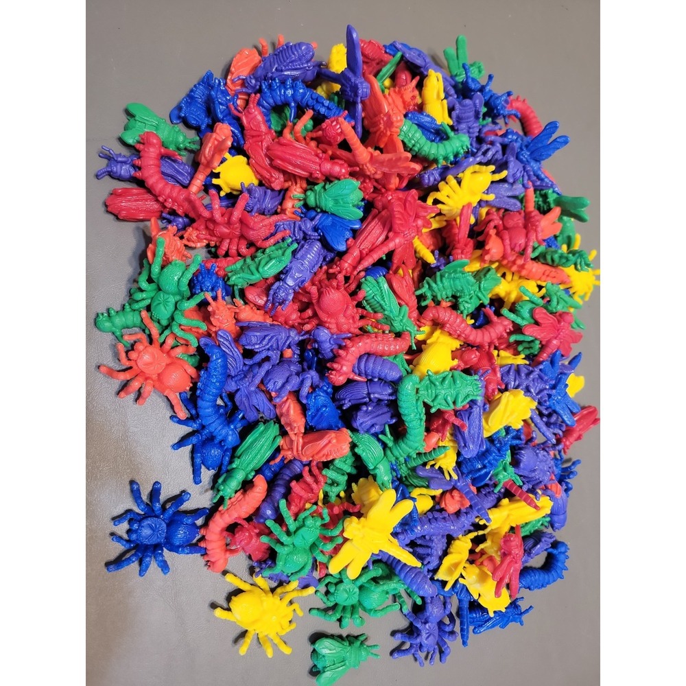 Huge lot Colored Rubber/Plastic Counting Pcs Bugs worms fly beetle home school